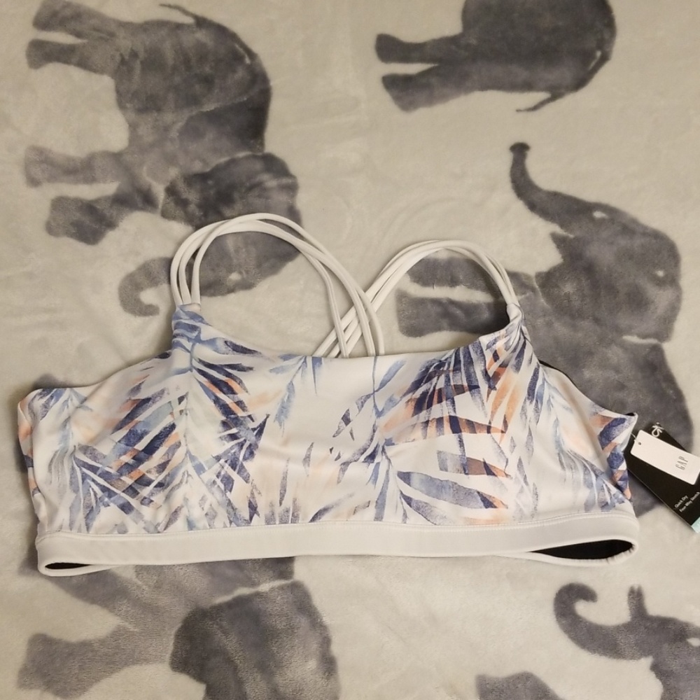Gap fit sports bra
